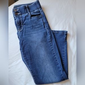 Soft Stretch Skinny Jeans